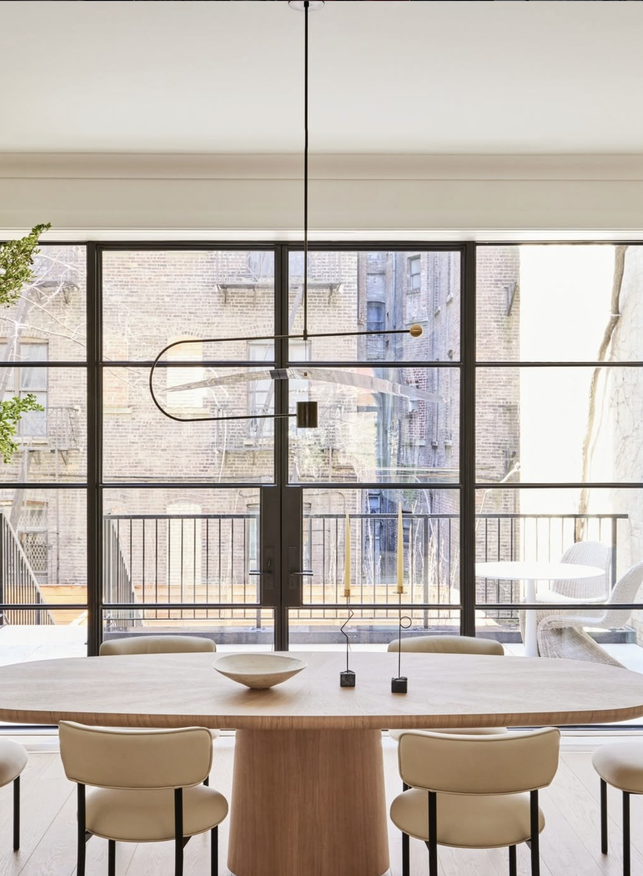 FLOAT WIDE par L&G Studio