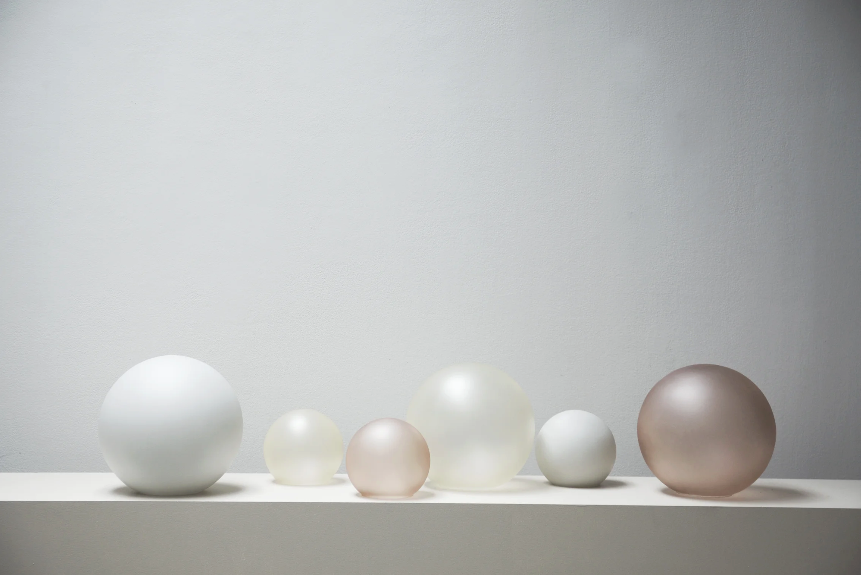 ISO SWING ARM SMALL par L&G Studio