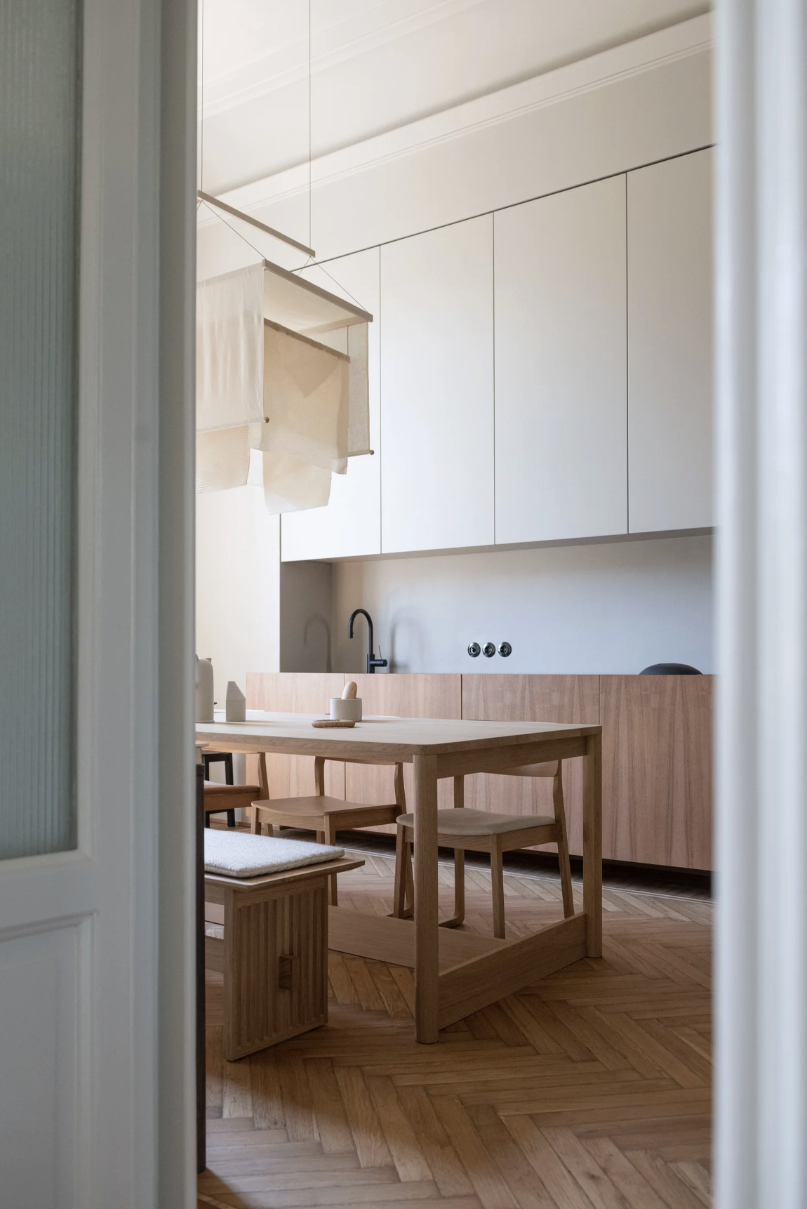 VEIL SQUARE PENDANT par L&G Studio