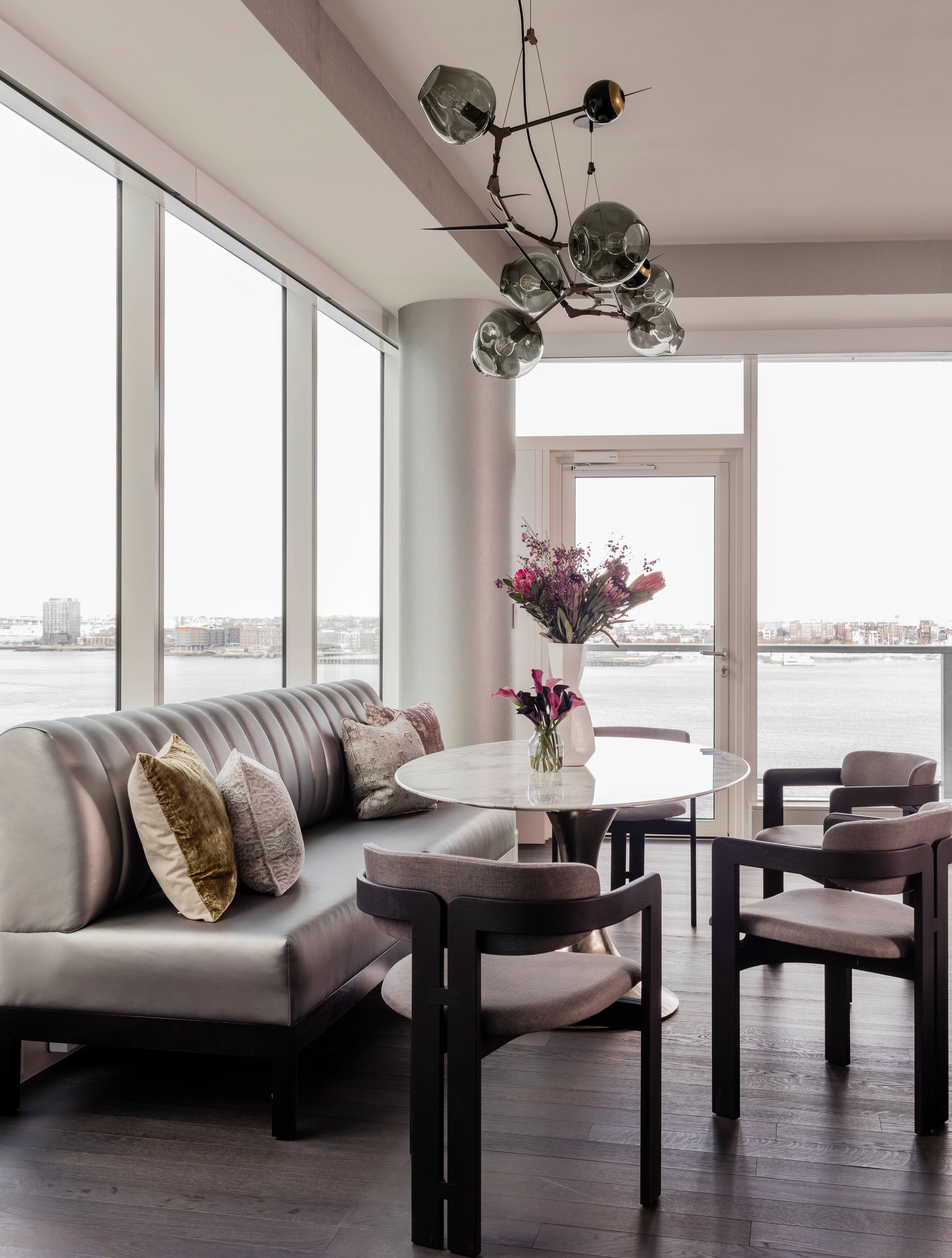 BRANCHING BURST CHANDELIER BU.06.02 par Lindsey Adelman