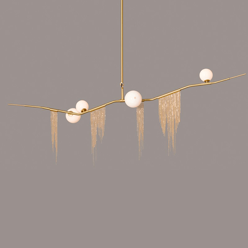 GLOBE CHERRY BOMB FRINGE CHANDELIER CBF.04.01 par Lindsey Adelman