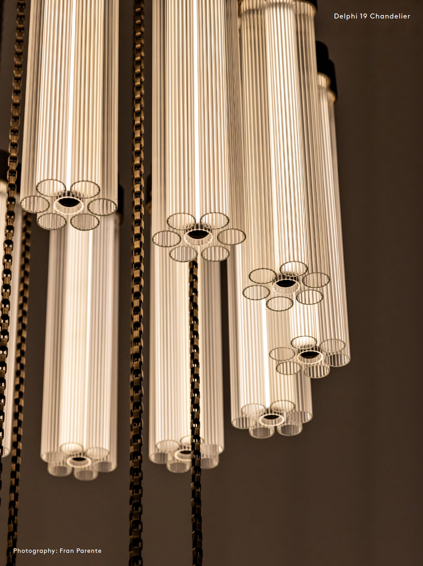 DELPHI 19 CHANDELIER par Matter Made