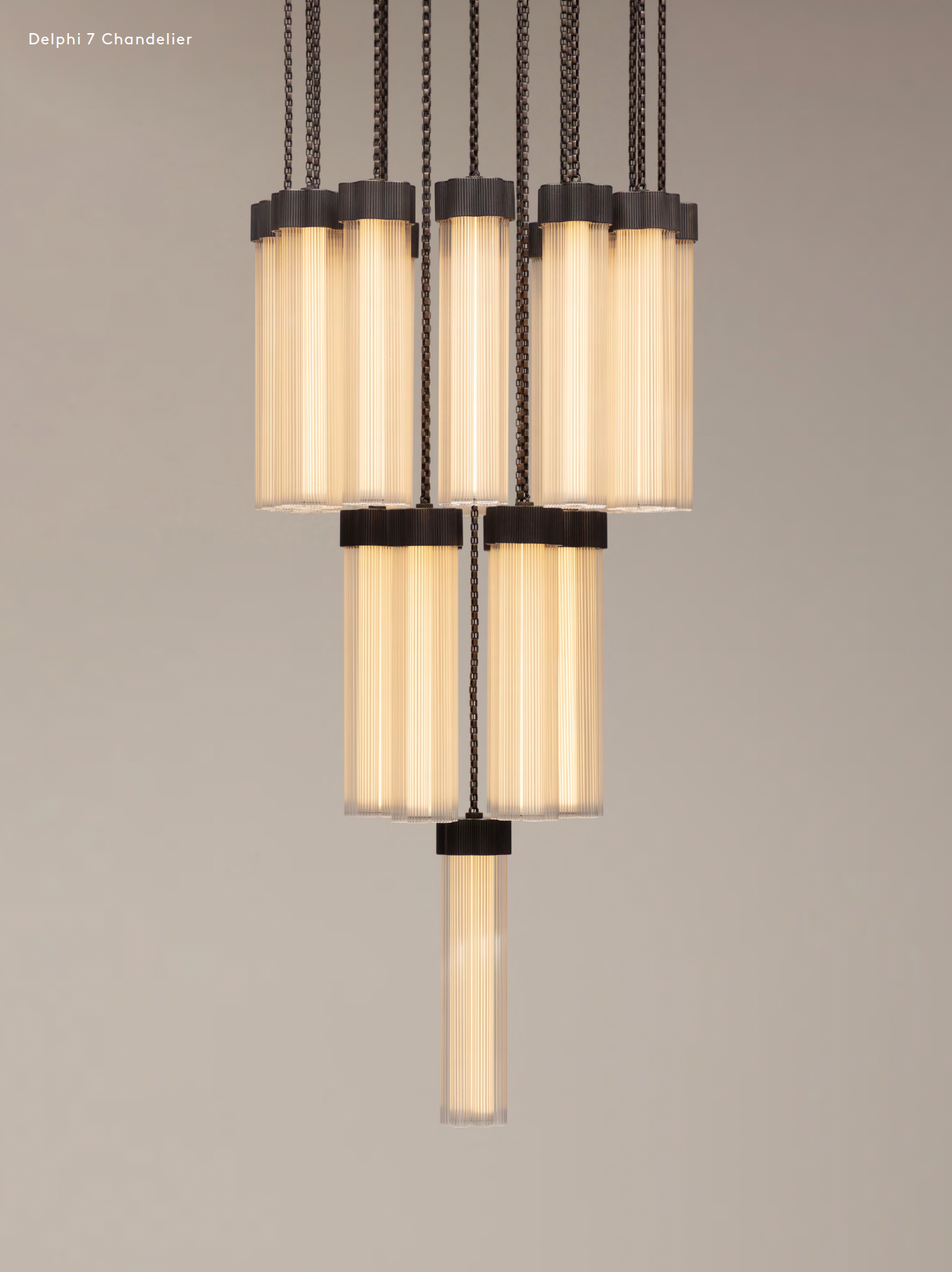 DELPHI 7 CHANDELIER par Matter Made