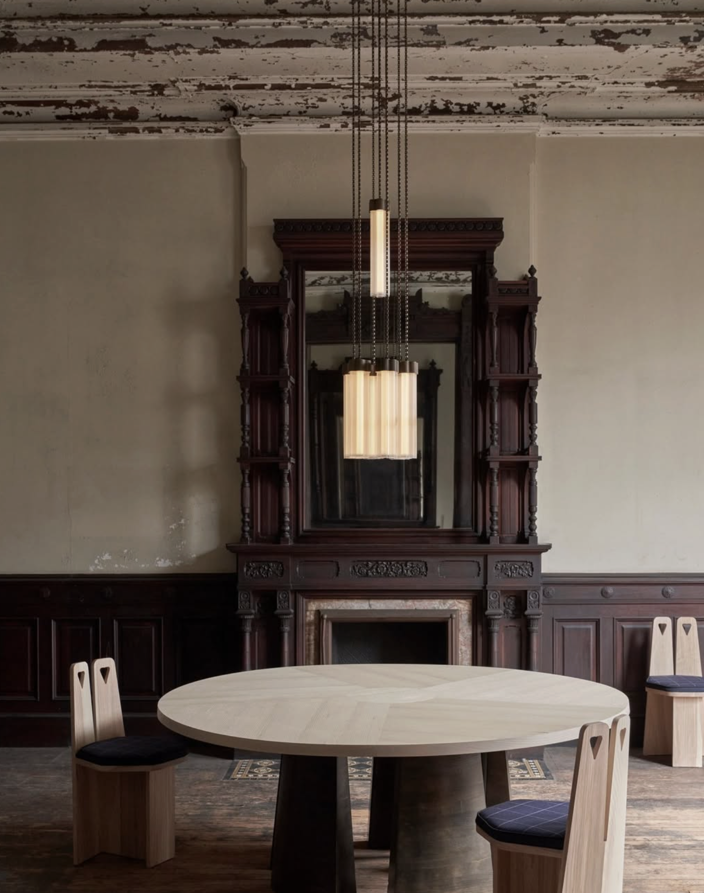 DELPHI 7 CHANDELIER par Matter Made