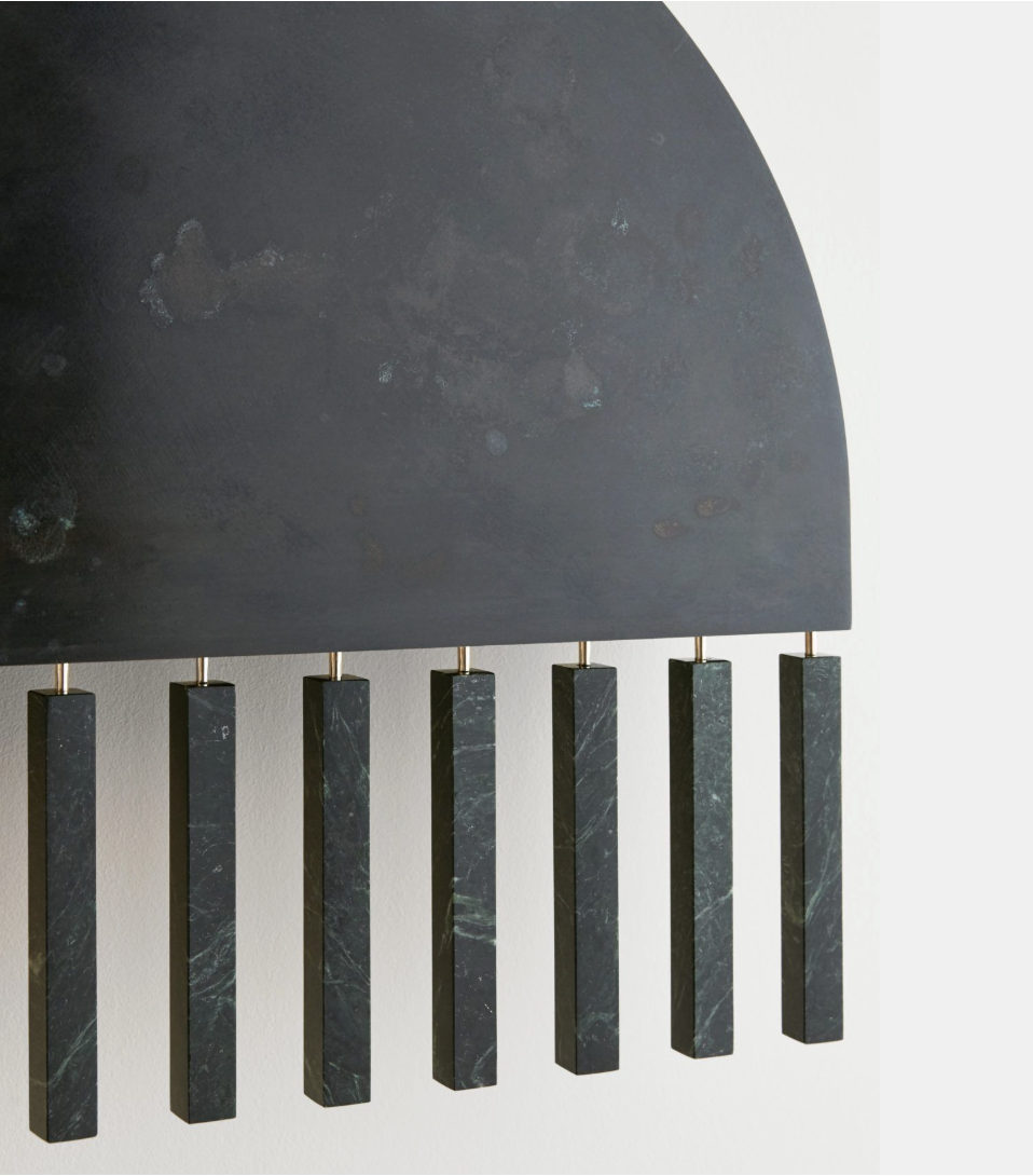 DARK MOON SCONCE par Pelle