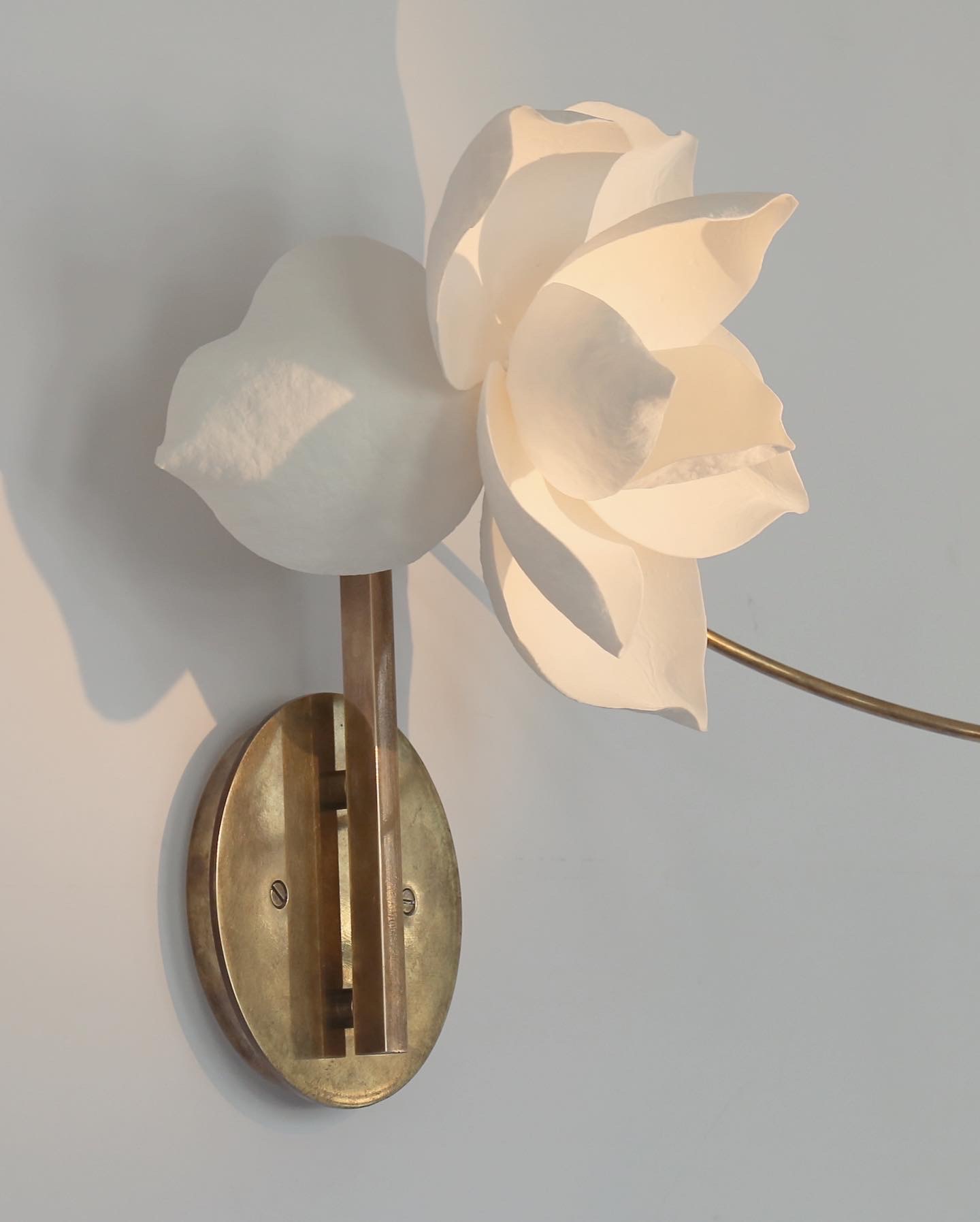 LURE SCONCE par Pelle