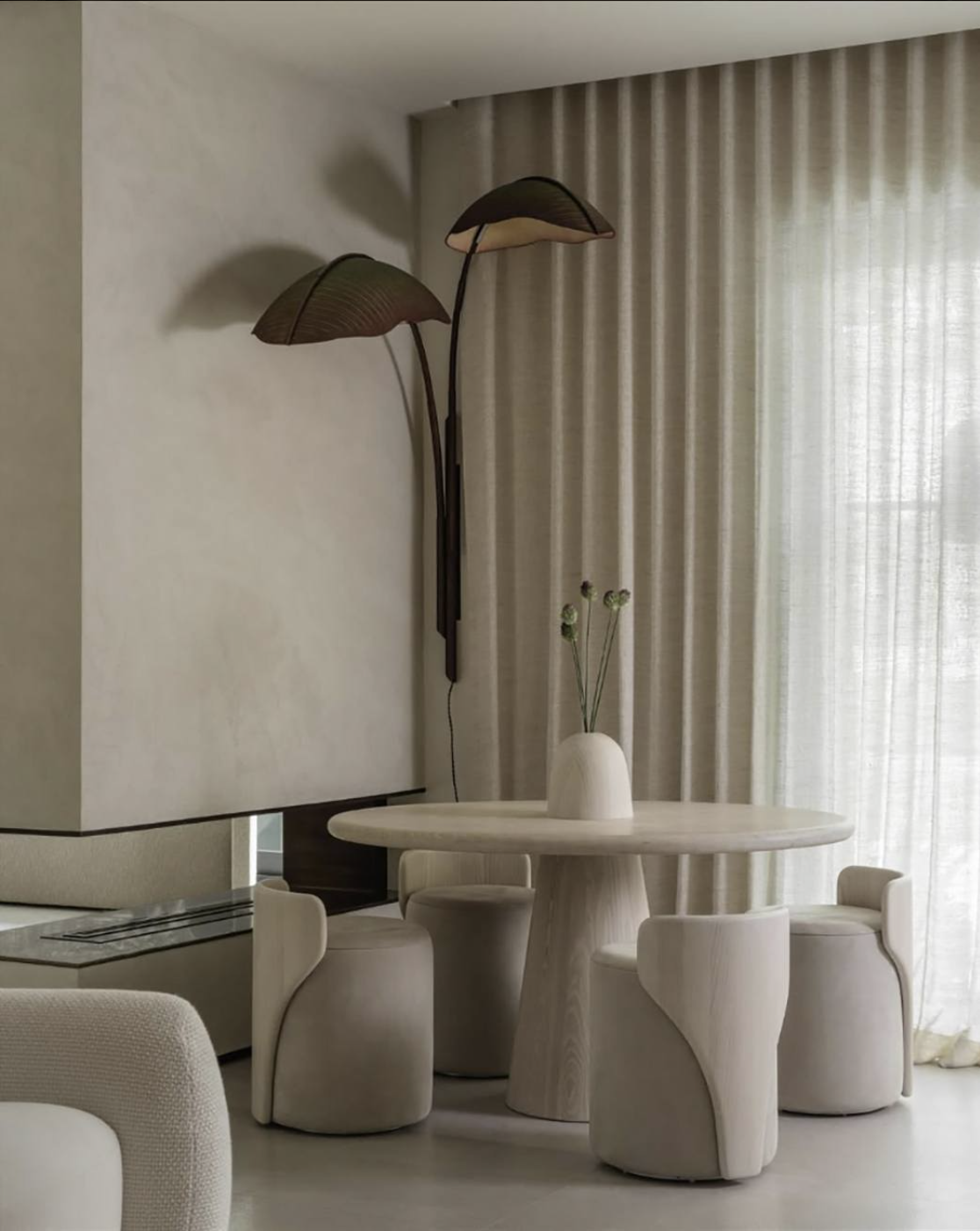 NANA LURE WALL LAMP par Pelle