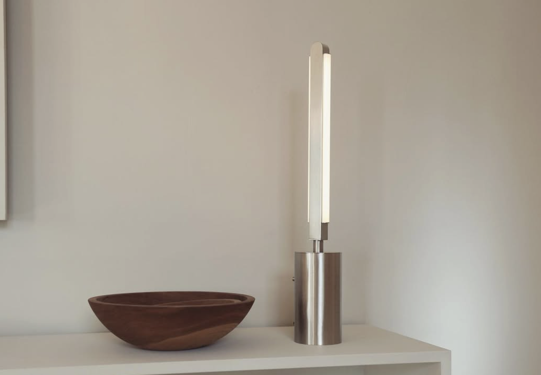PRIS TABLE LAMP par Pelle
