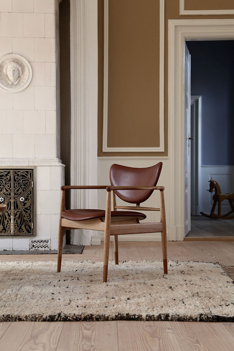 48 CHAIR par Finn juhl