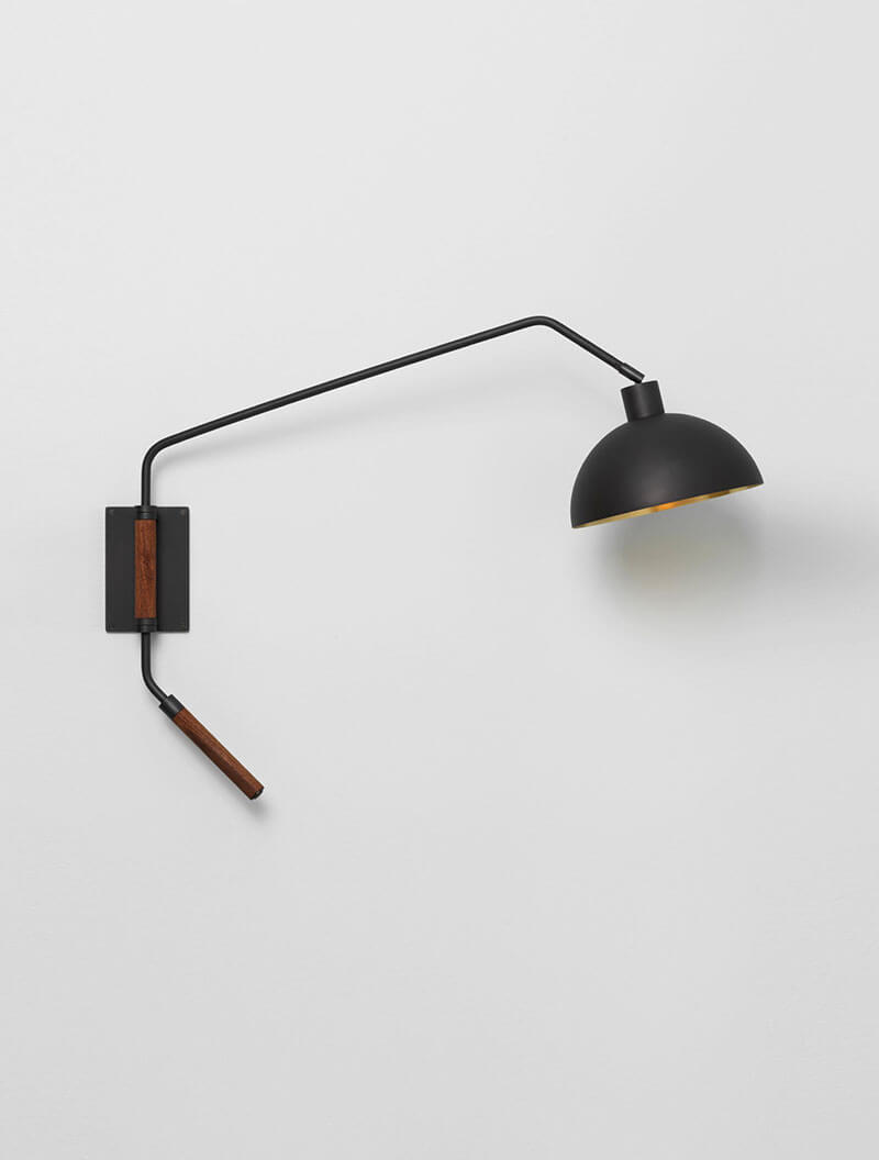 ARC WALL LAMP 33 par Allied Maker