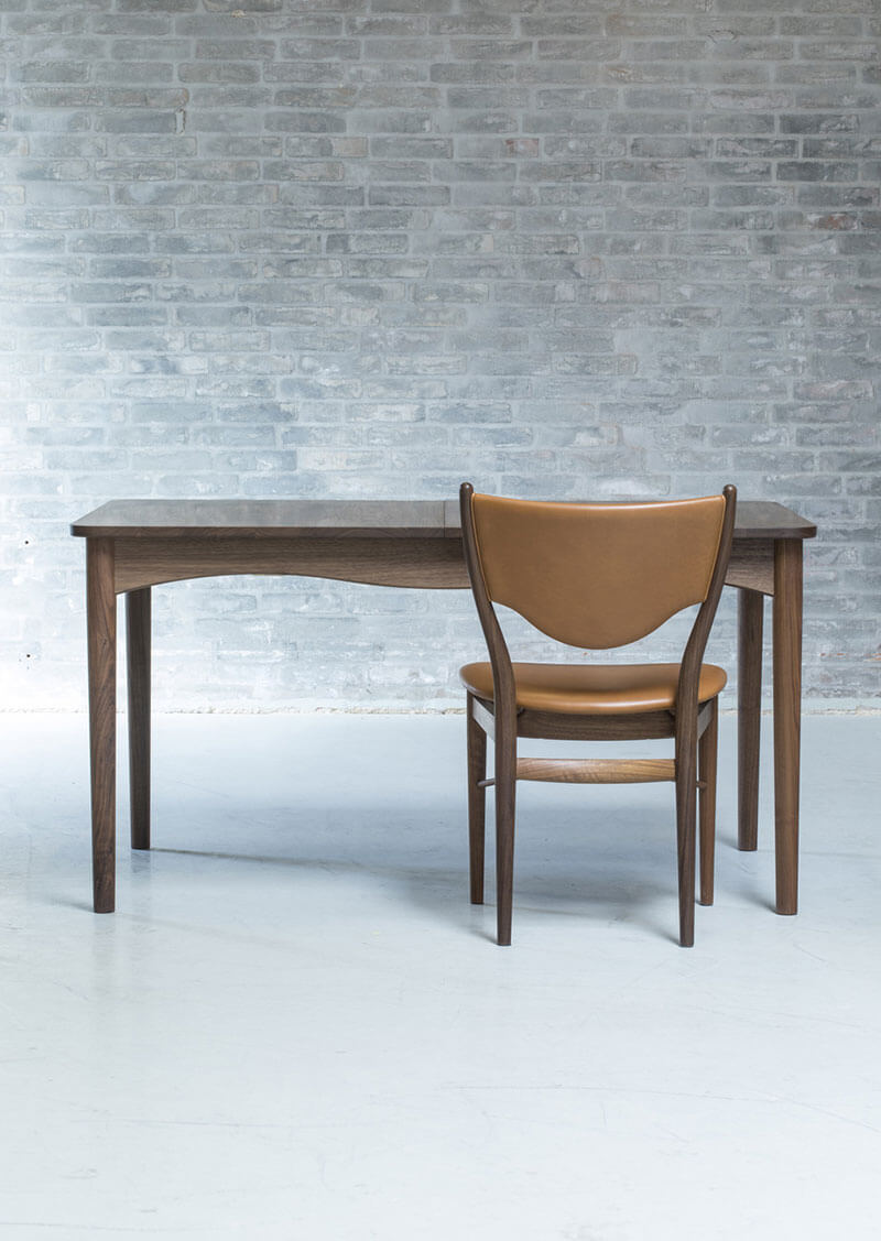 BOVIRKE TABLE par Finn juhl