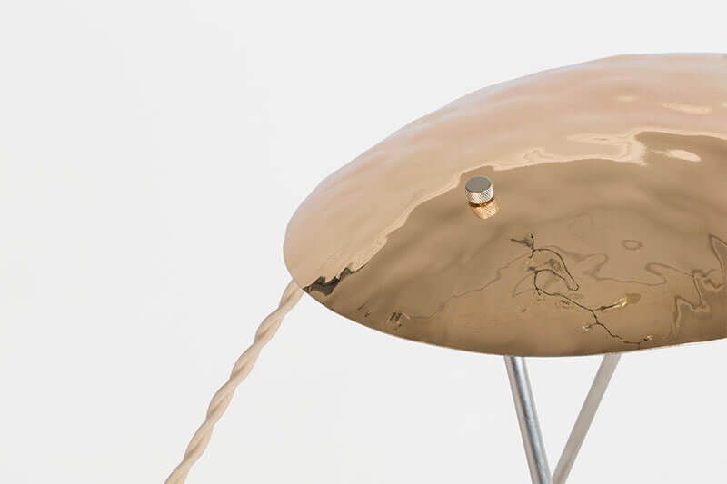 HAMMERED TABLE LIGHT  TL.01.01 par Lindsey Adelman