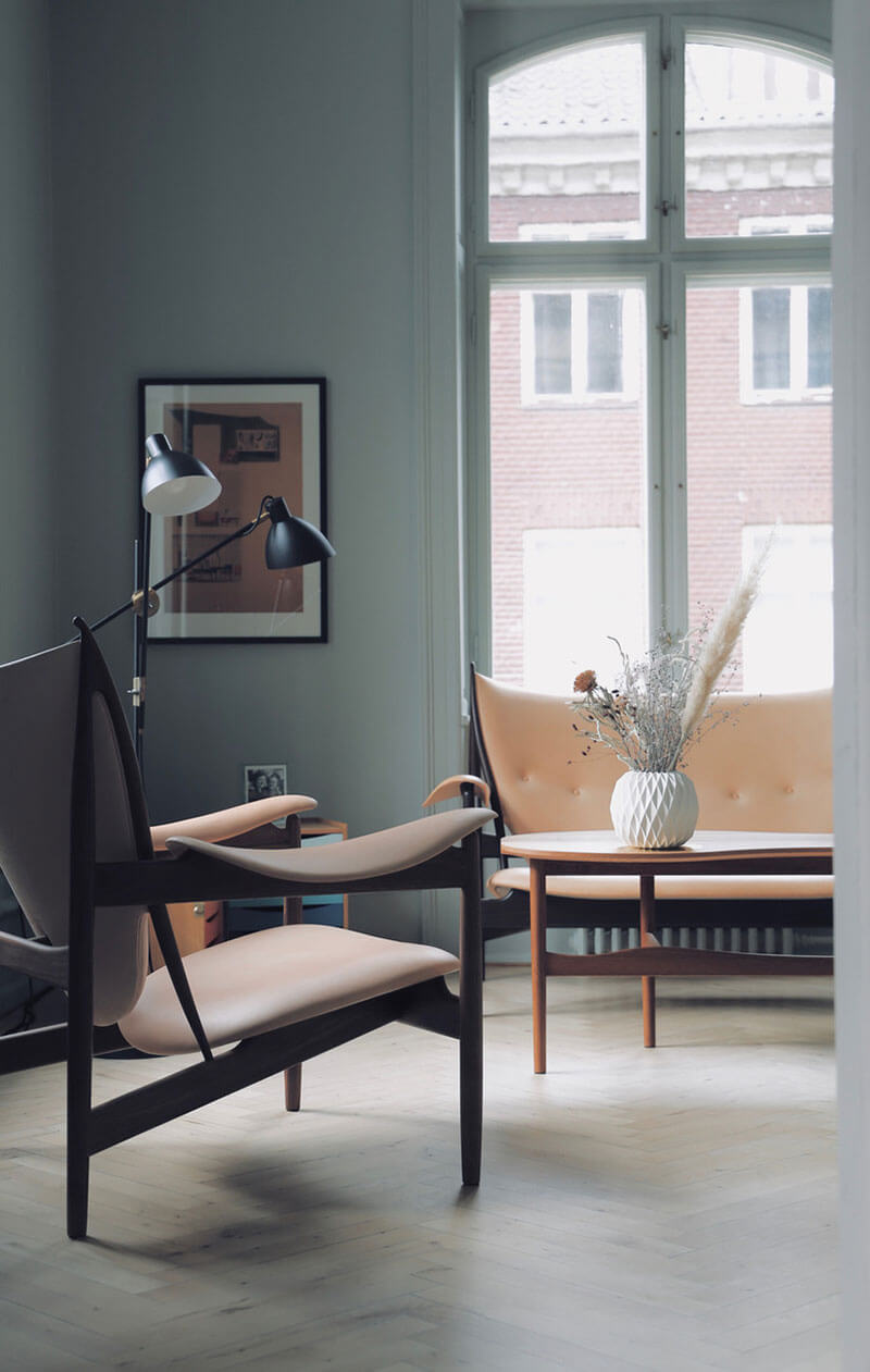 CHIEFTAIN SOFA par Finn juhl