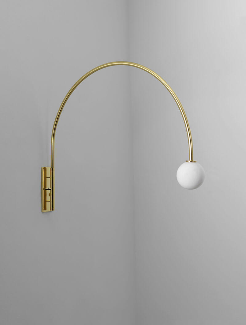 CONTOUR WALL LAMP 38 par Allied Maker