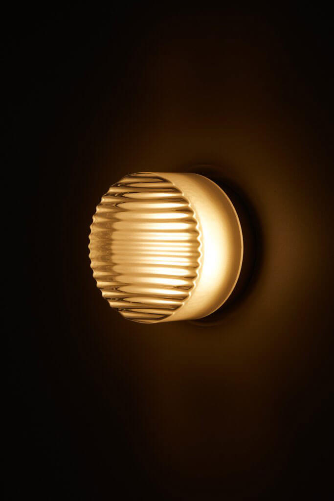 CRISP SCONCE par RBW