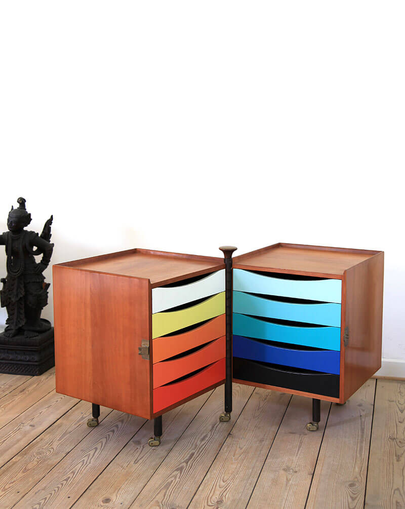 GLOVE CABINET par Finn juhl