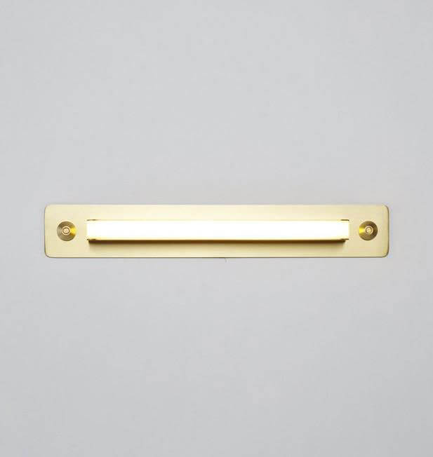 HALO SCONCE 18 par Roll & Hill