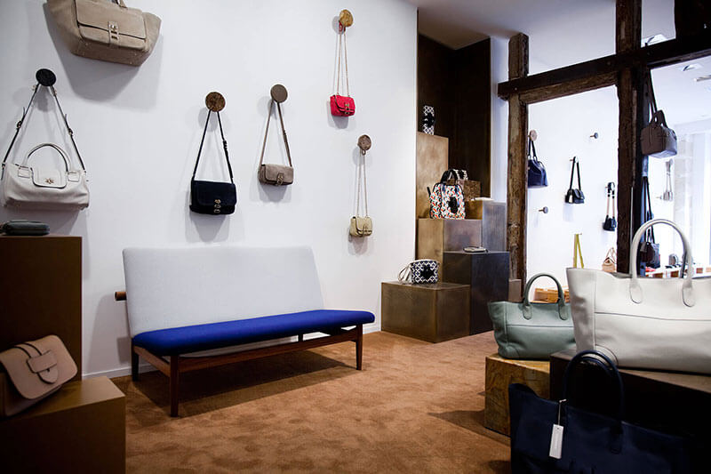JAPAN SOFA par Finn juhl