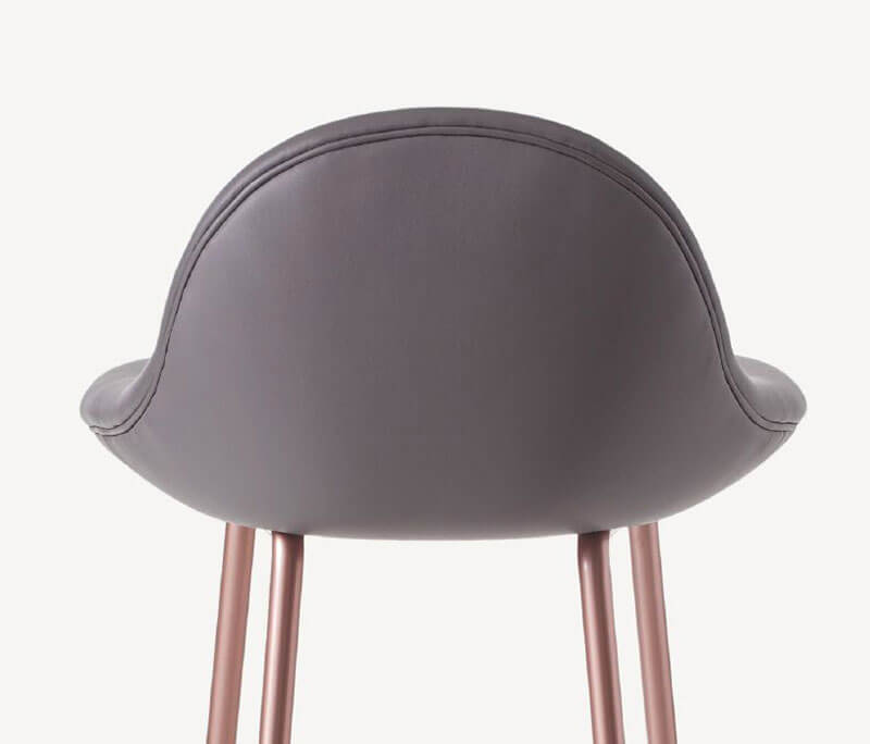 PEBBLE PADDED STOOLS par BassamFellows
