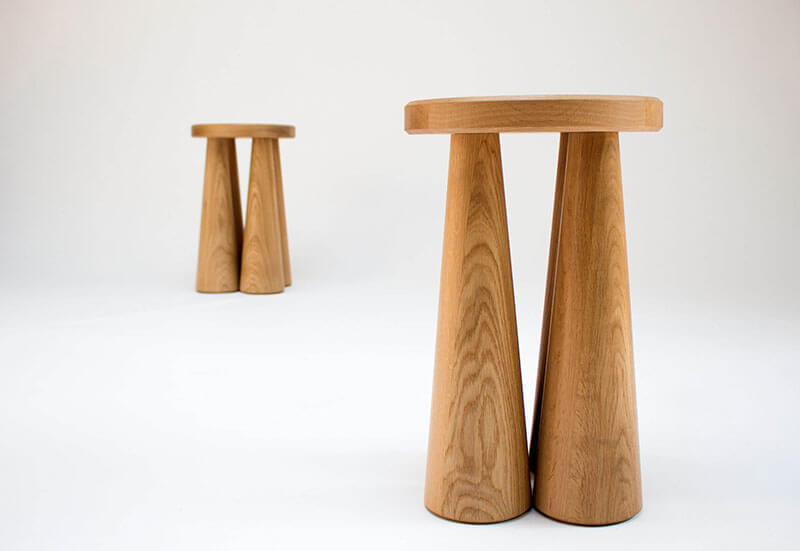 PILLAR SIDE TABLE par Ben & Aja Blanc