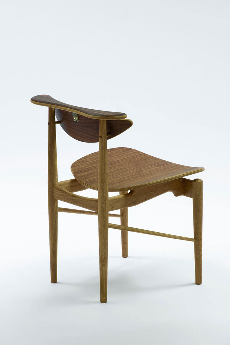 READING CHAIR - VENEER SEAT par Finn juhl