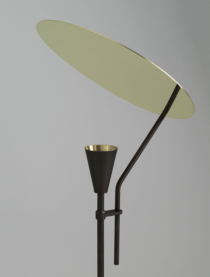 SAIL TABLE LAMP par Allied Maker