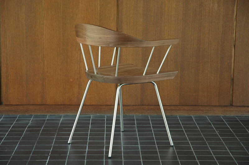 SPINDLE SIDE CHAIR par BassamFellows