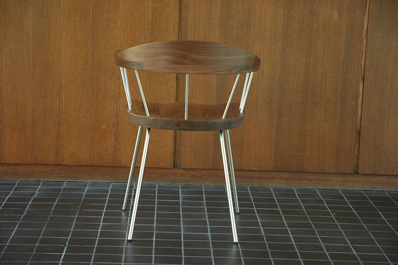 SPINDLE SIDE CHAIR par BassamFellows