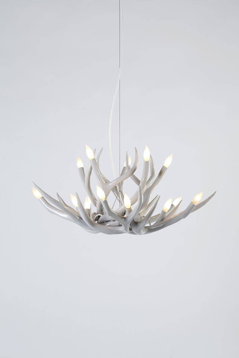 SUPERORDINATE ANTLER CHANDELIER 10 par Roll & Hill