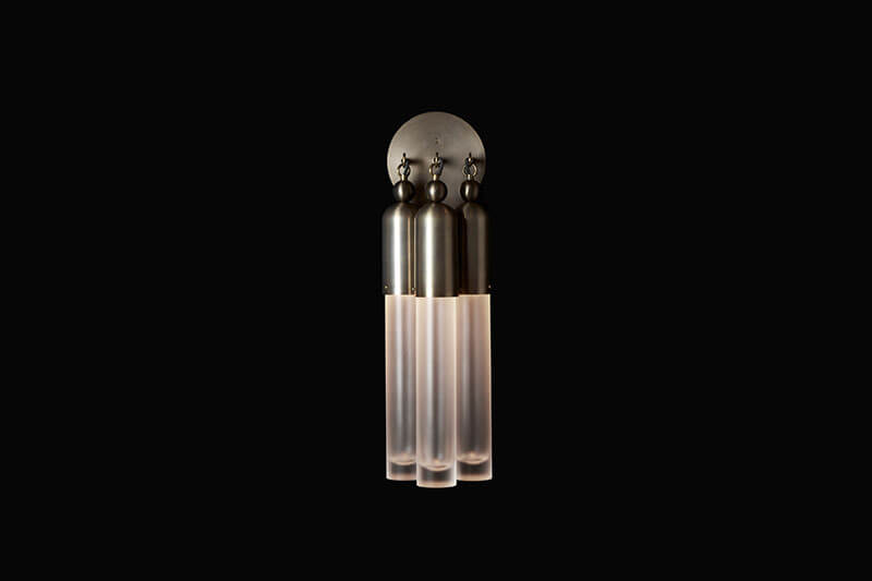 TASSEL 3 SCONCE par Apparatus