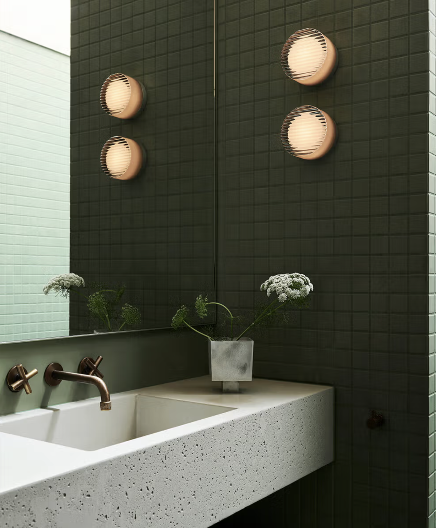 CRISP SCONCE par RBW