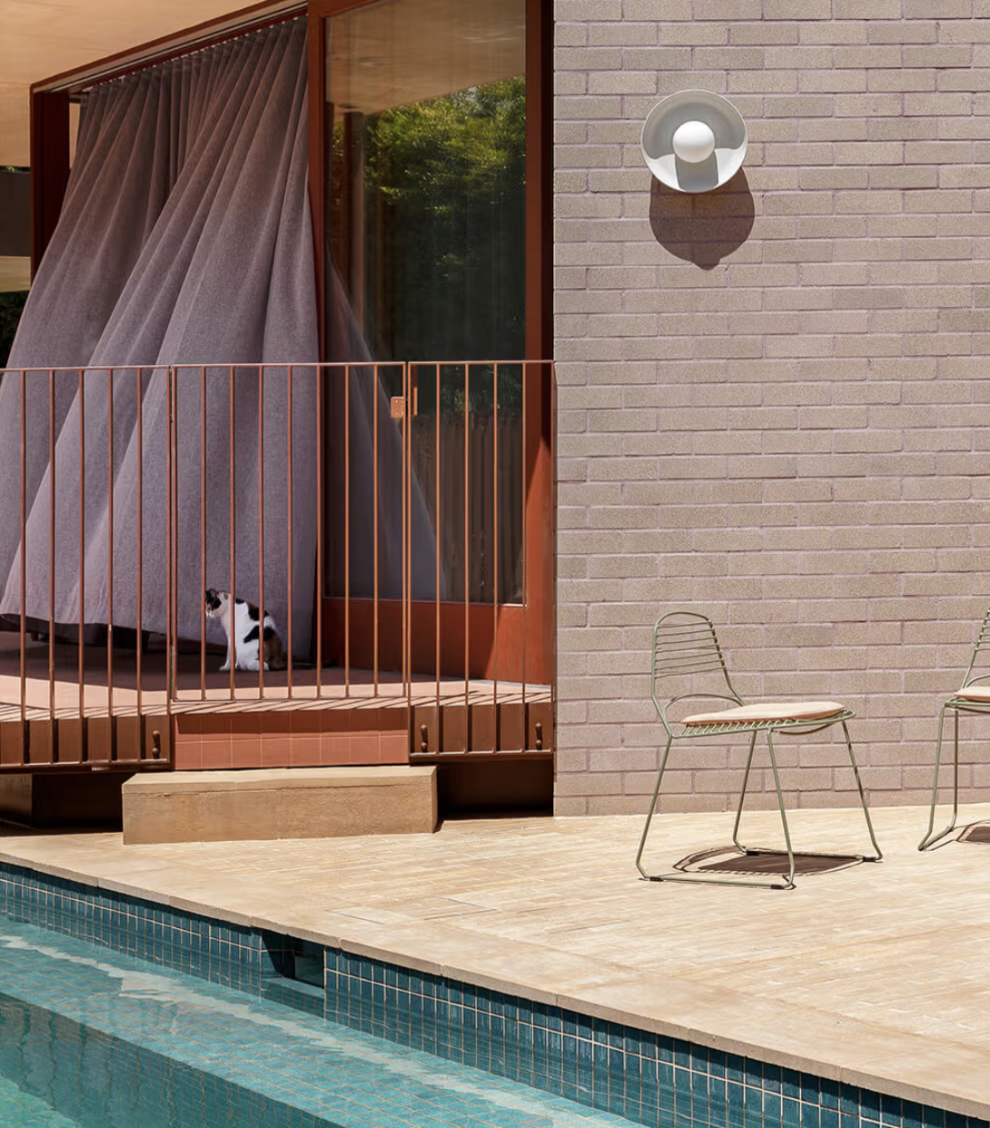 HOIST SCONCE par RBW