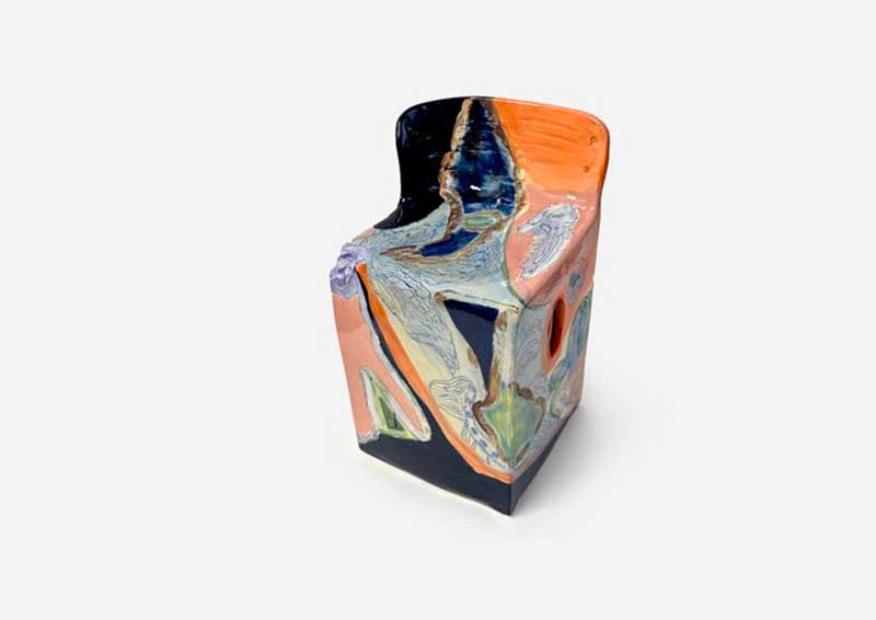 ORANGE & BLUE SQUARE CHAIR par REINALDO SANGUINO