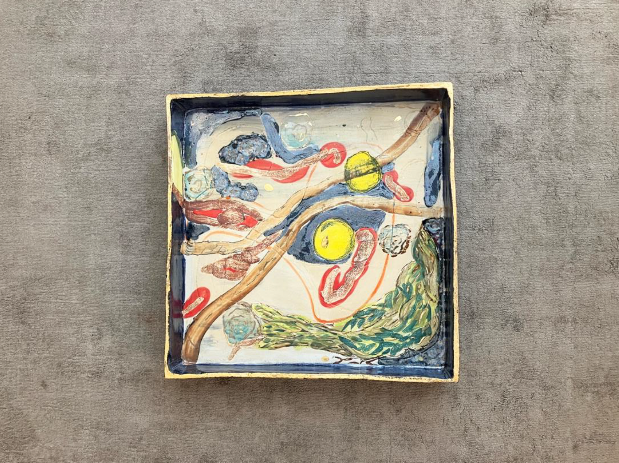 SQUARE TRAY #2 par REINALDO SANGUINO