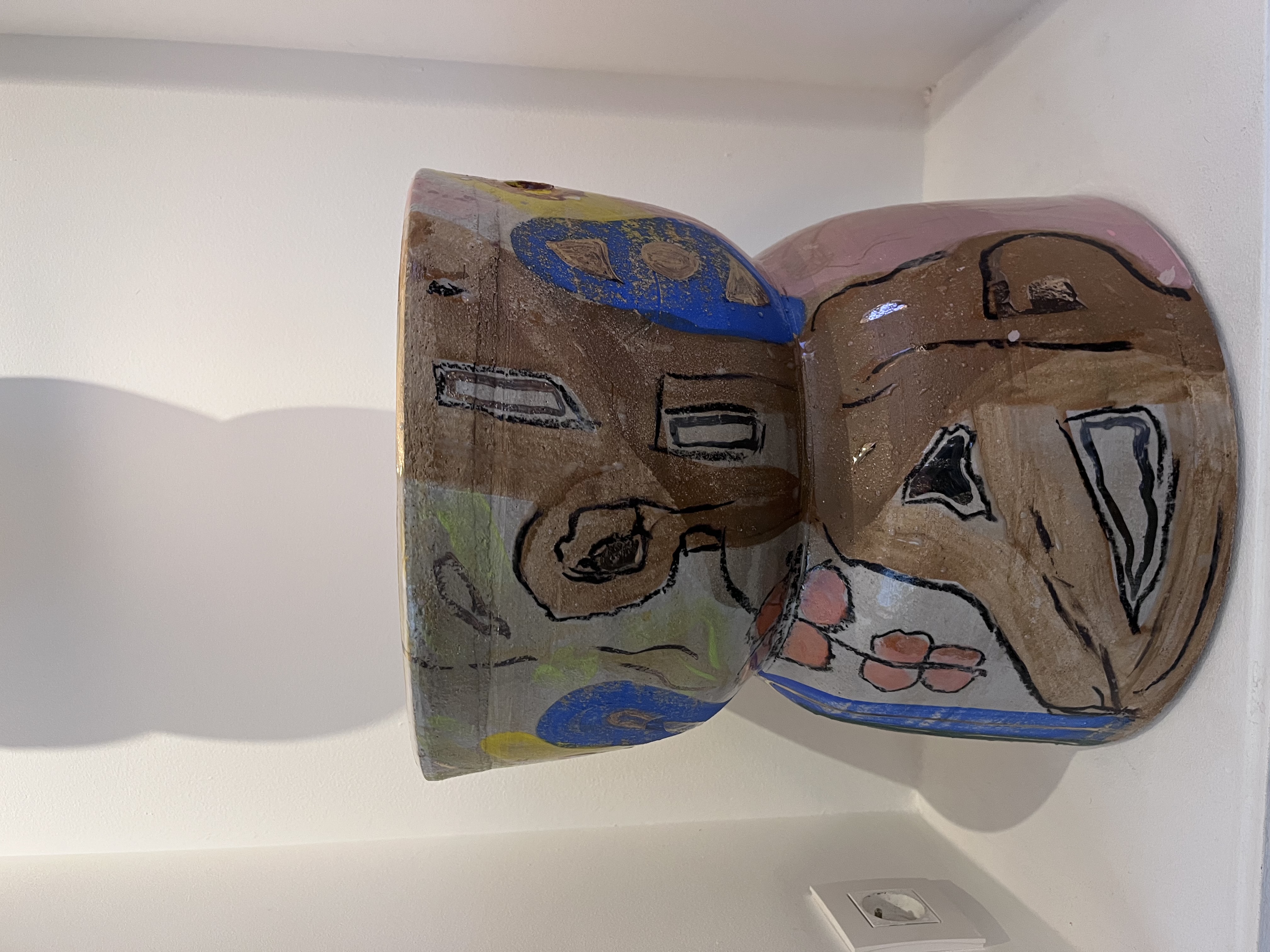STOOL 2 par REINALDO SANGUINO