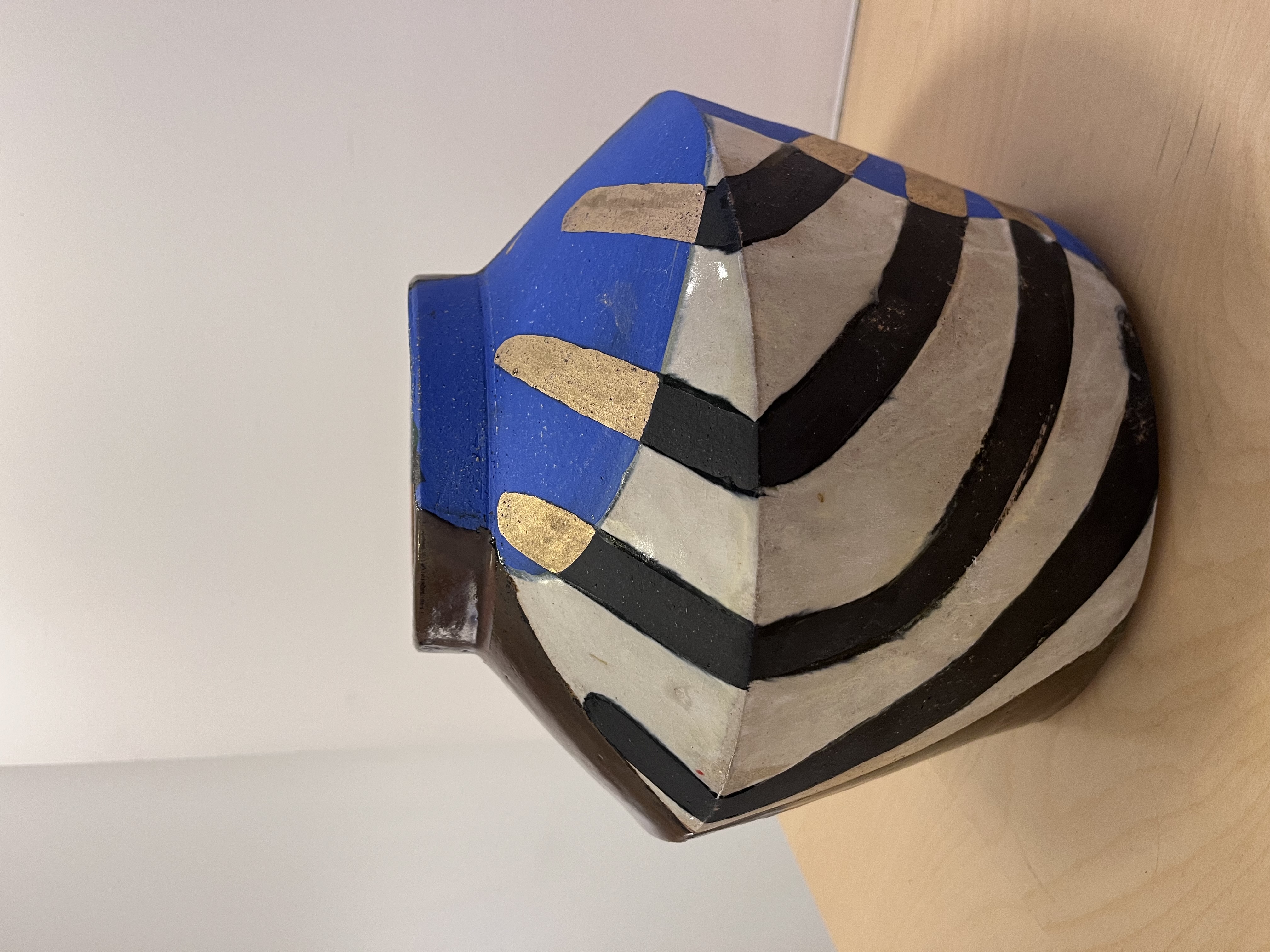 MEDIUM VASE par REINALDO SANGUINO