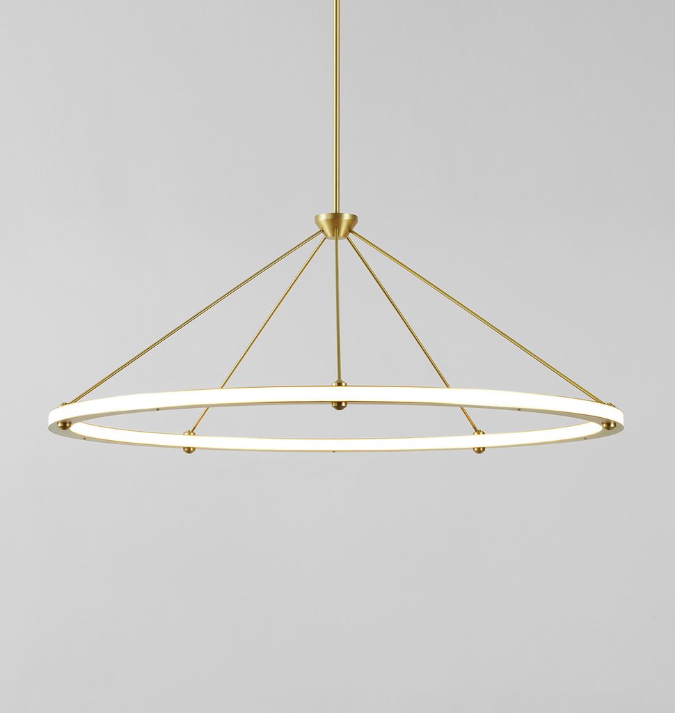 HALO CIRCLE PENDANT par Roll & Hill