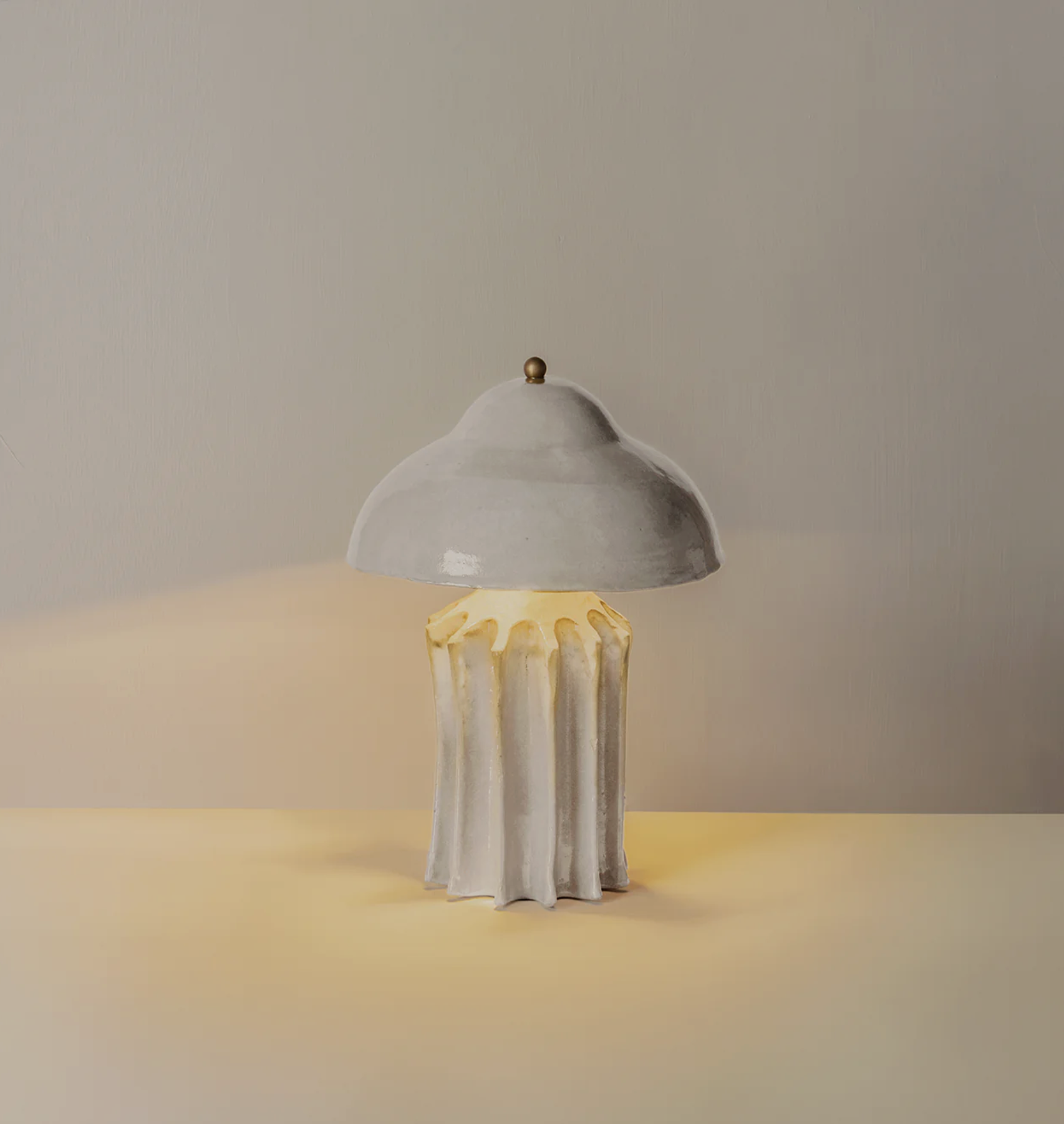 ARBOR TABLE LAMP - SQUAT par Roll & Hill