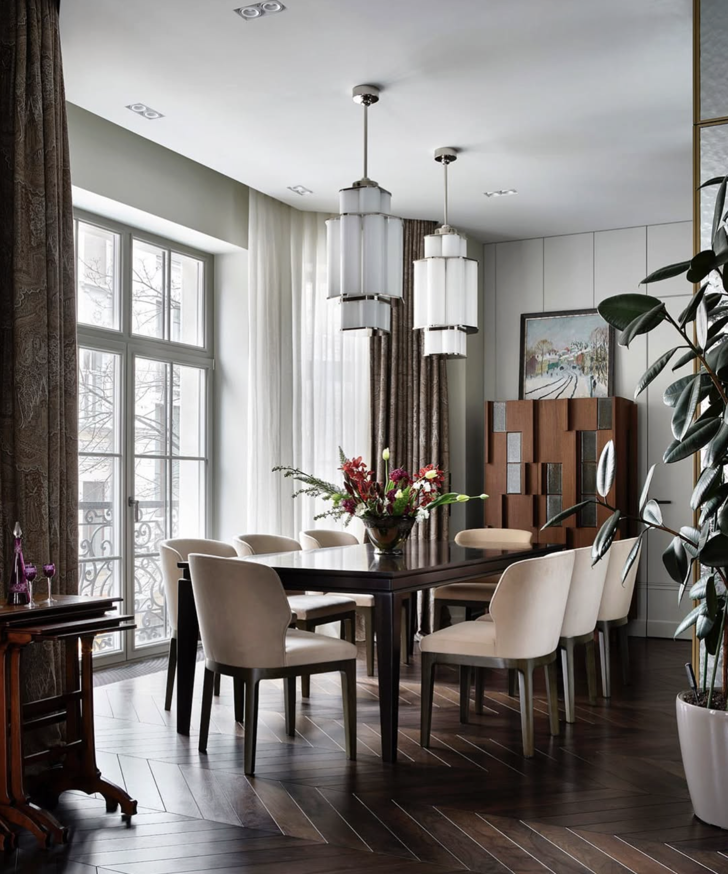 BAUER CHANDELIER 01 par Roll & Hill