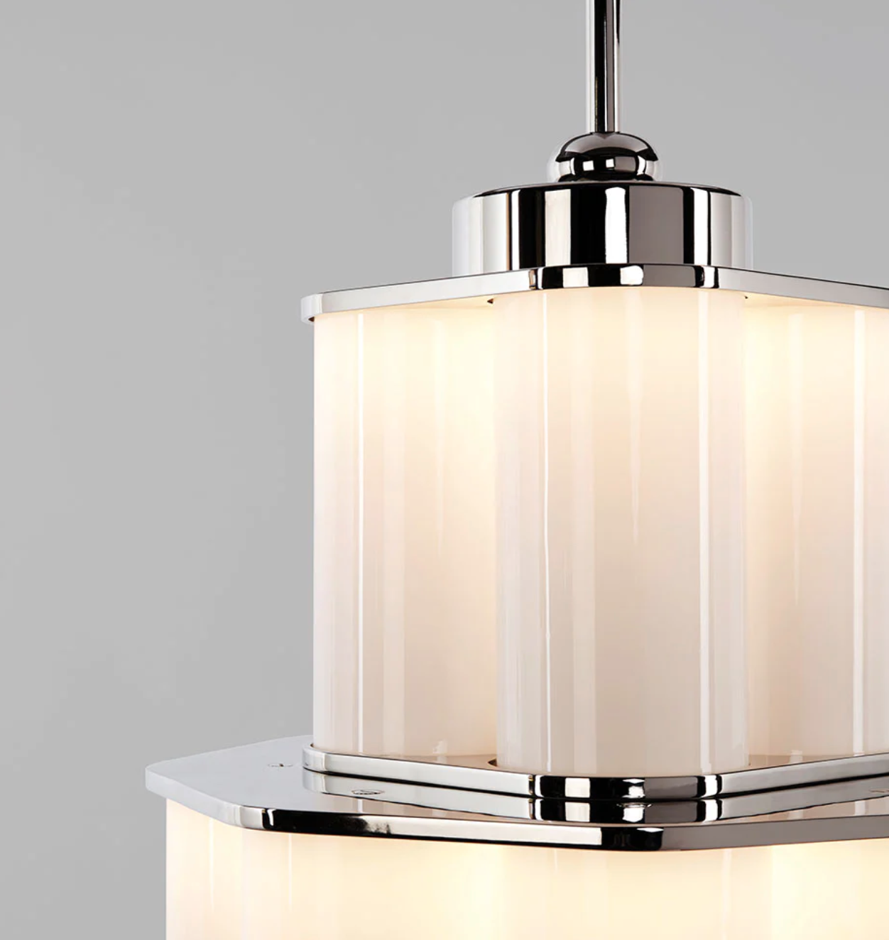 BAUER CHANDELIER 02 par Roll & Hill