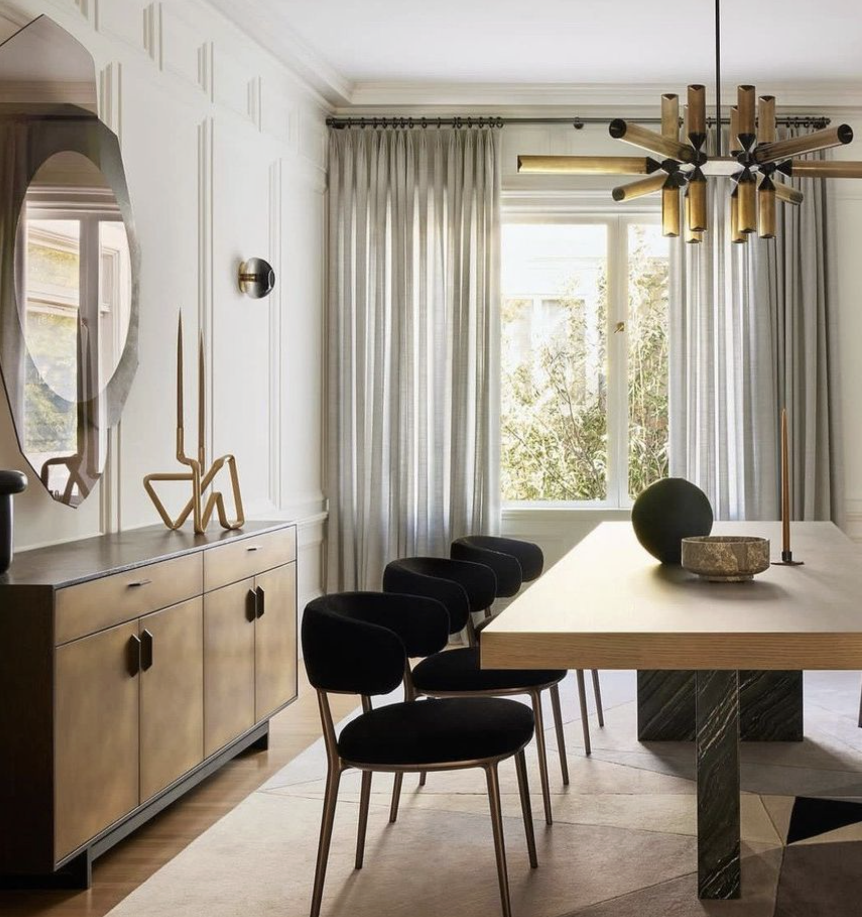 CASTLE 18-01 par Roll & Hill