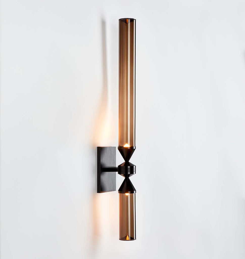 CASTLE SCONCE 02 par Roll & Hill