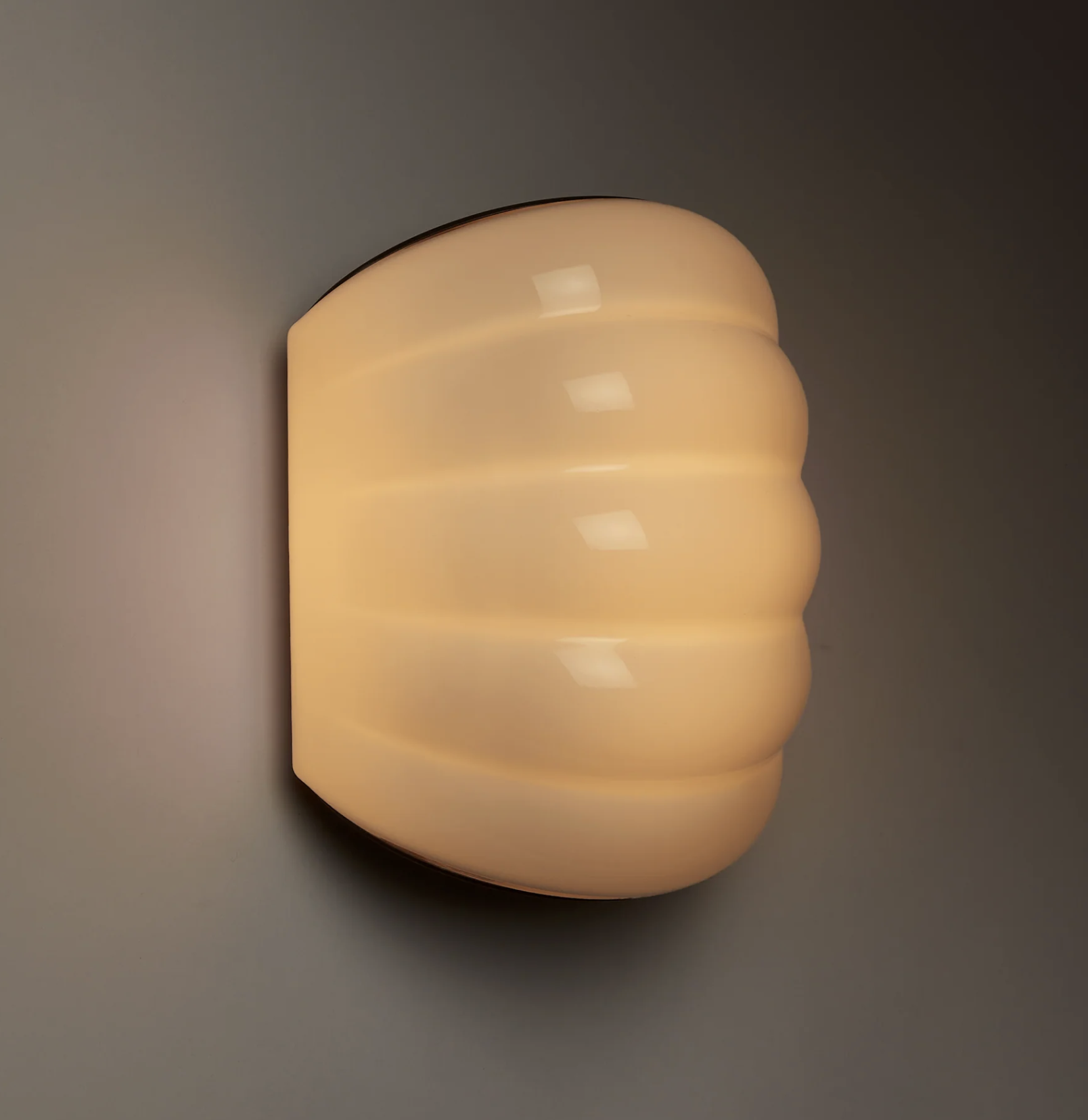 CLOUD SCONCE 01 par Roll & Hill