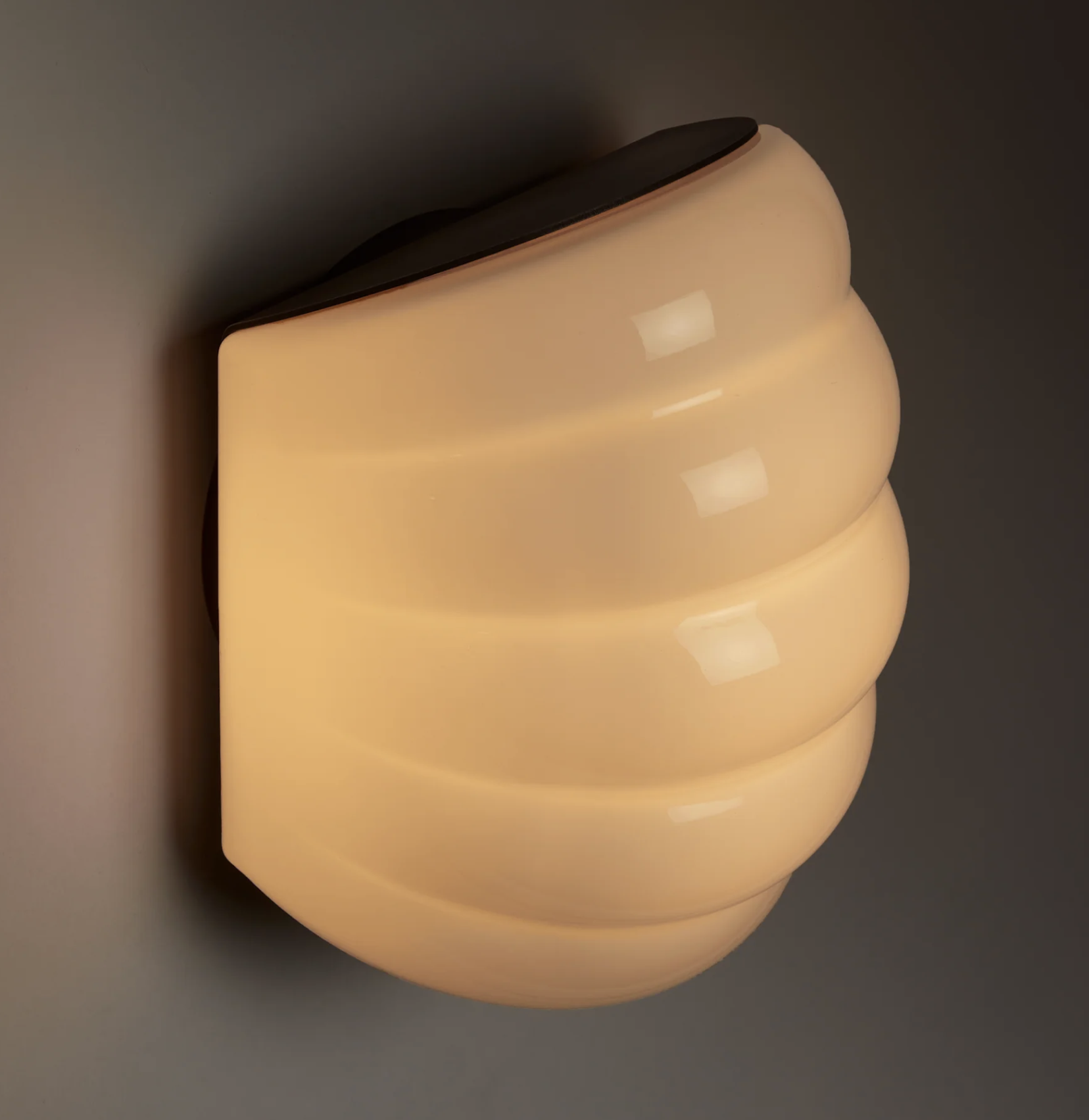 CLOUD SCONCE 01 par Roll & Hill