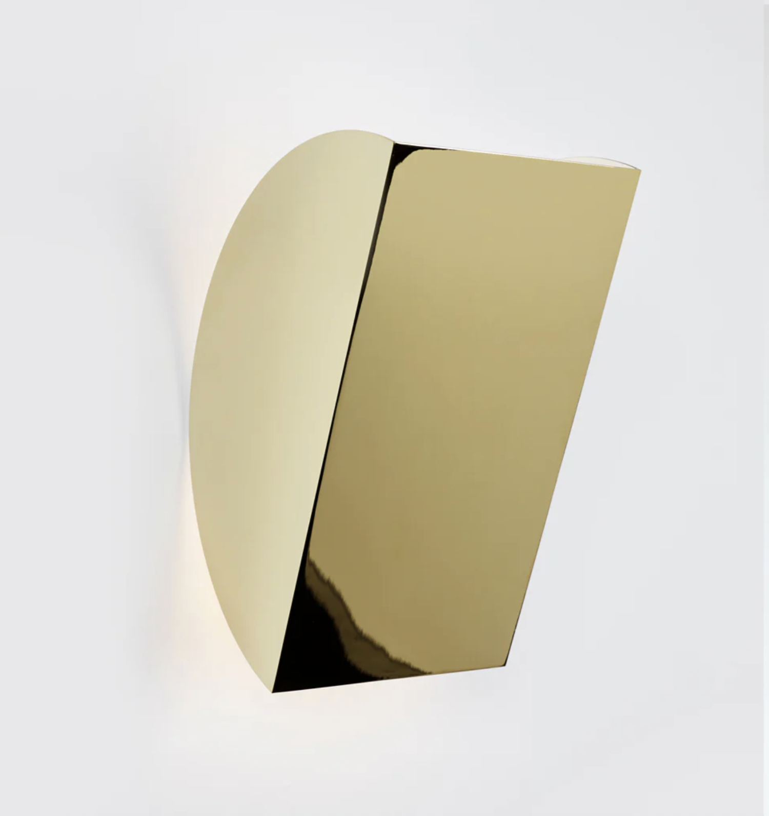 CORA SCONCE par Roll & Hill