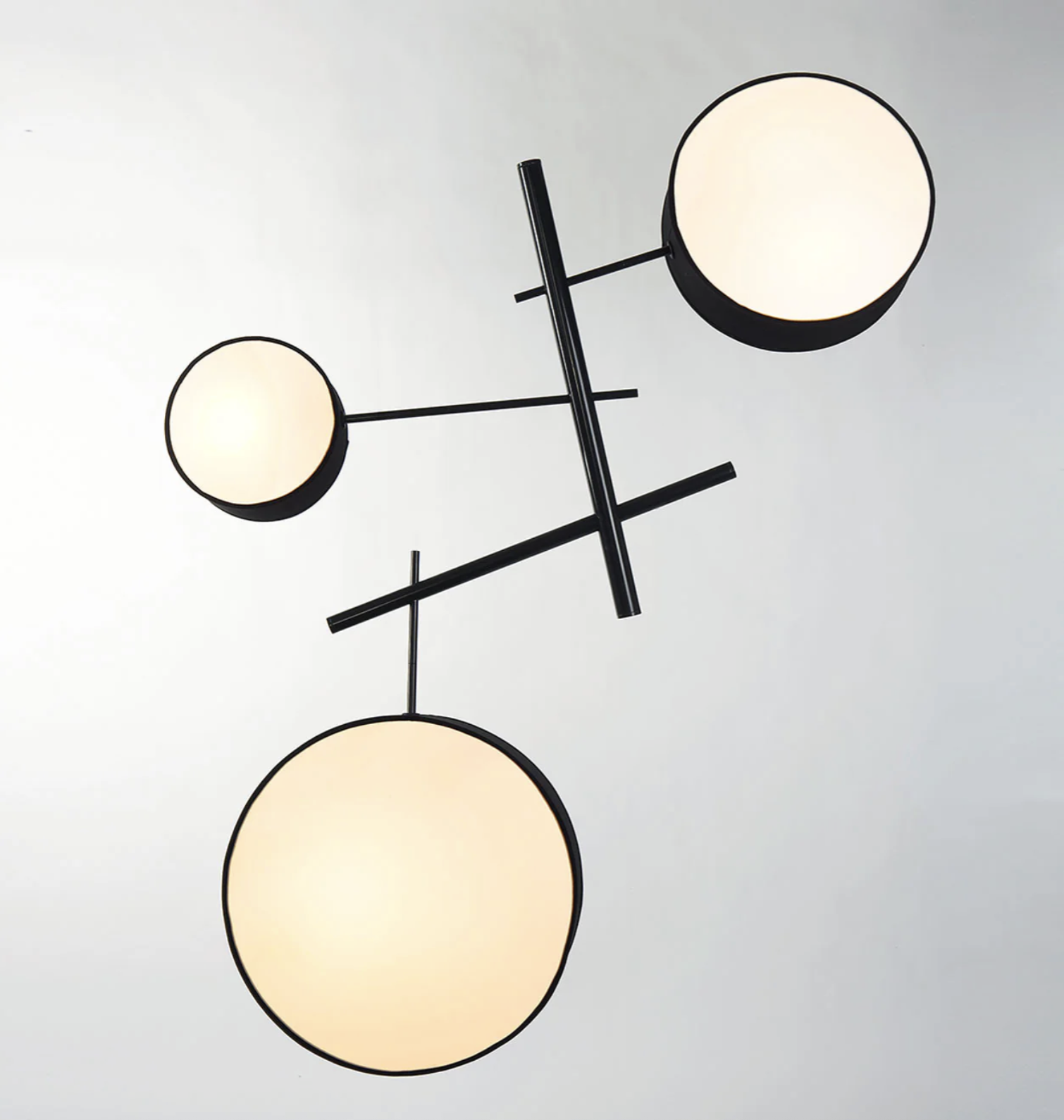 EXCEL CHANDELIER par Roll & Hill