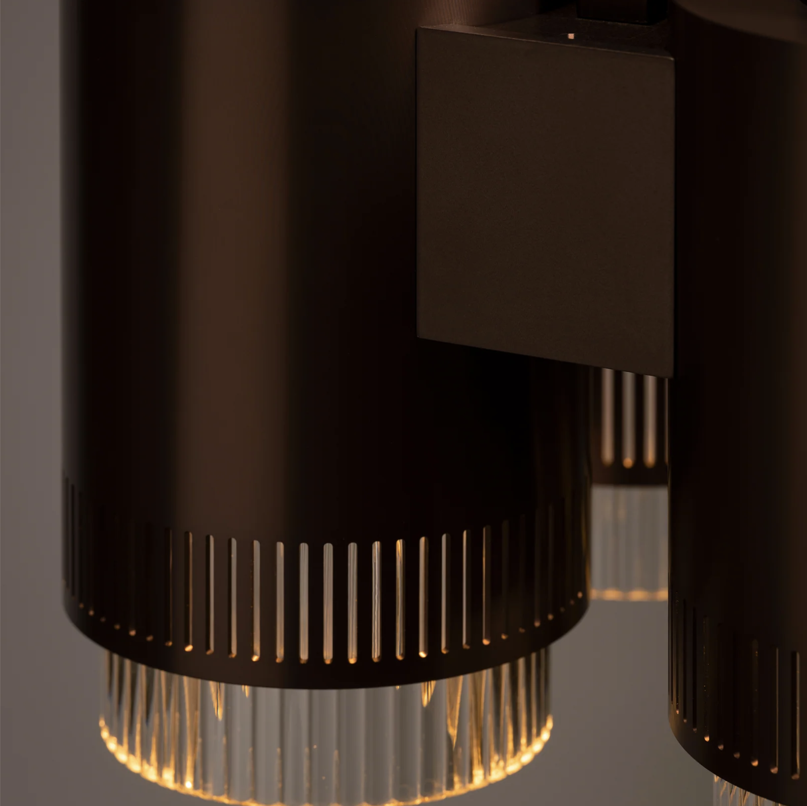 FENTE PENDANT QUAD par Roll & Hill