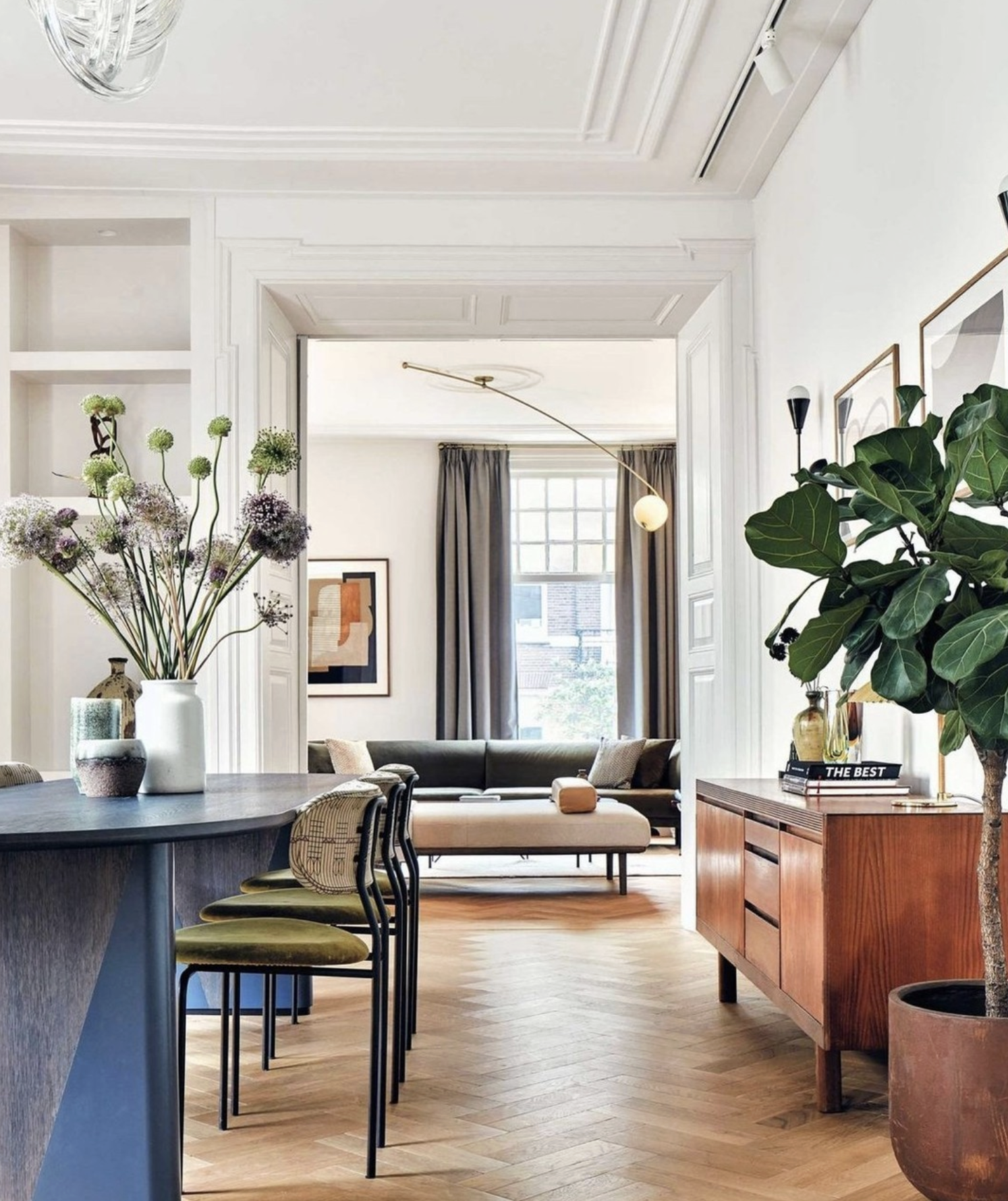 FIDDLEHEAD CANTILEVER par Roll & Hill