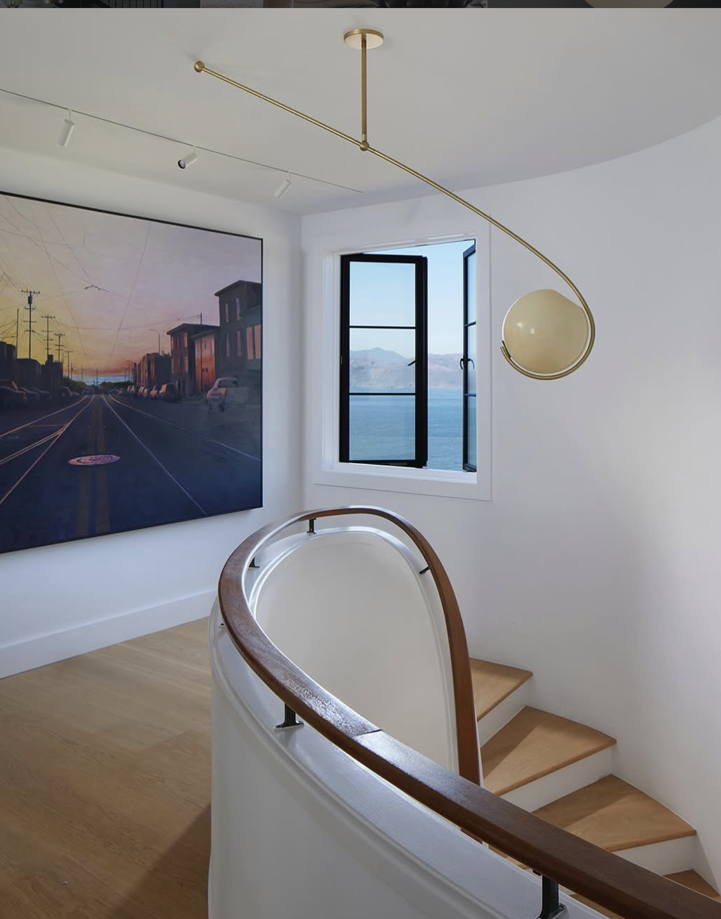 FIDDLEHEAD CANTILEVER par Roll & Hill