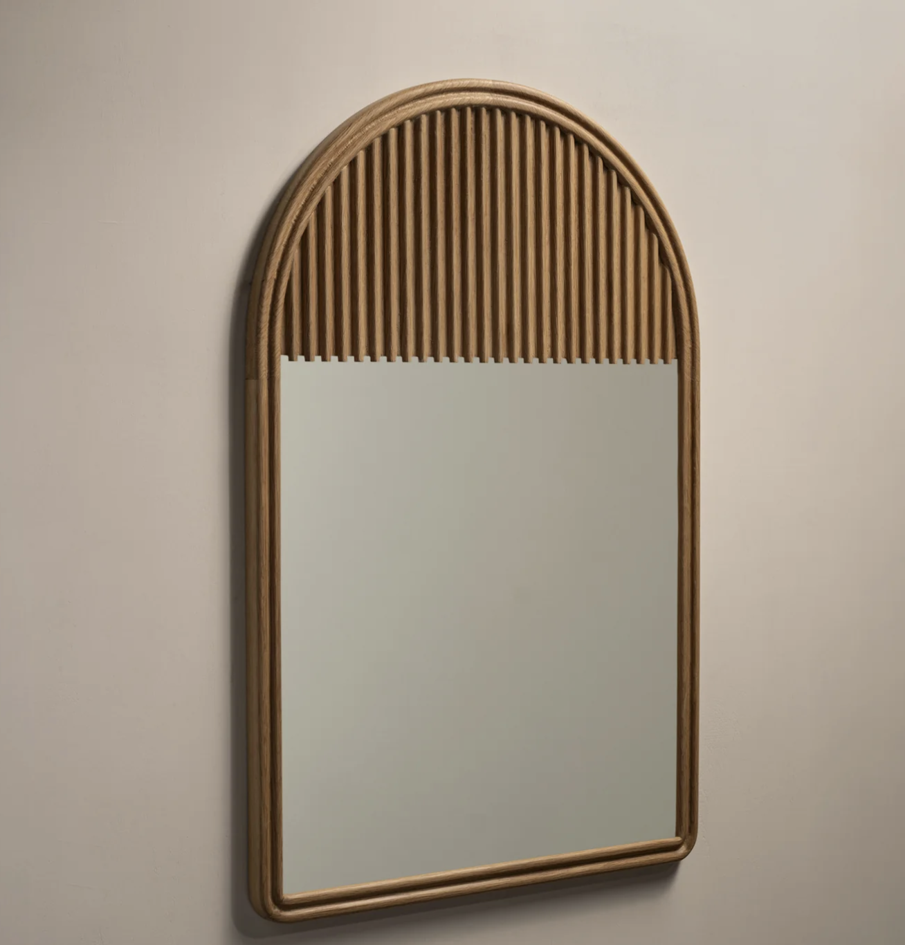 FRINGE MIRROR ARCHED 36 par Roll & Hill